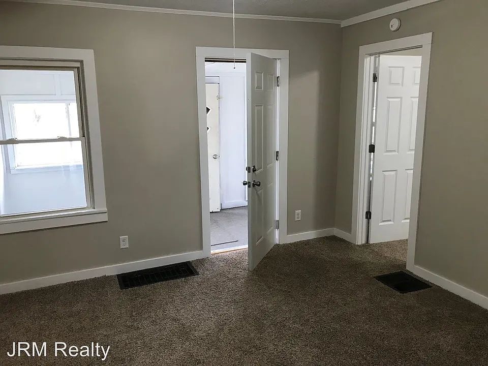 1st image of 1529 Ashley Ave