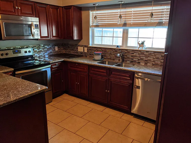 10303 Juniper Glen Dr — Photo 7