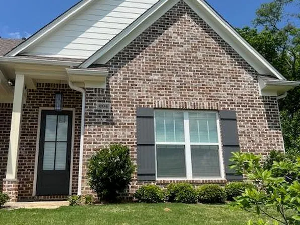 186 E South St, Hernando, MS 38632