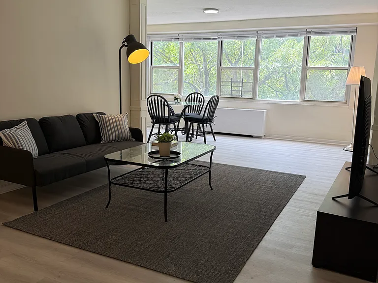 201 Saint Pauls Ave #5G — Photo 1