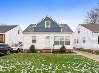 24871 Farringdon Ave, Euclid, OH 44123