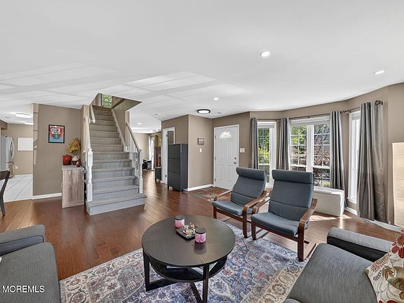 4th image of 133 Bedford Place