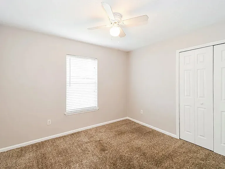 9270 Thunderbolt Dr — Photo 7
