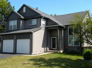 1376 Beacon Ln, Bartlett, IL 60103