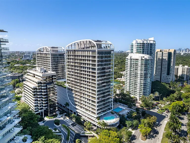 2655 S Bayshore Dr #1911 — Photo 43