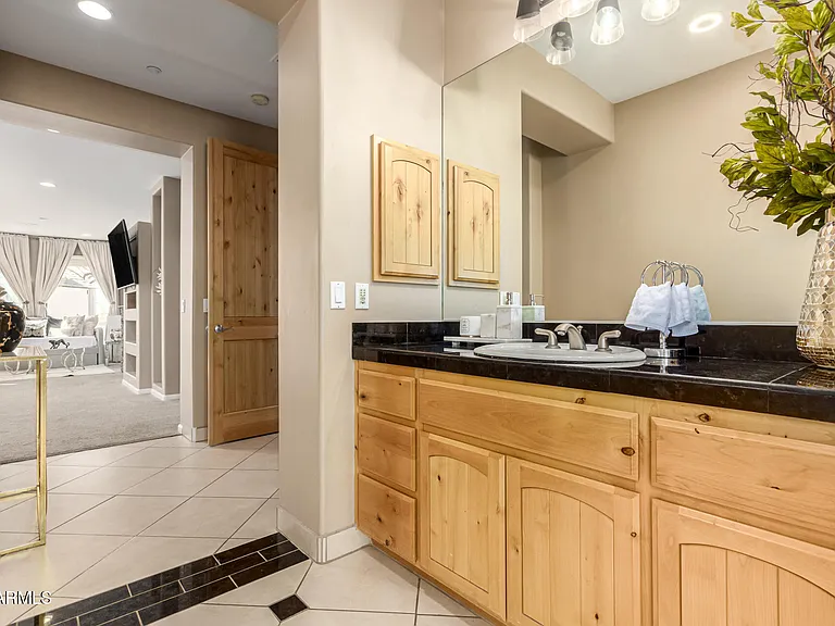 10004 E Santa Catalina Dr — Photo 28