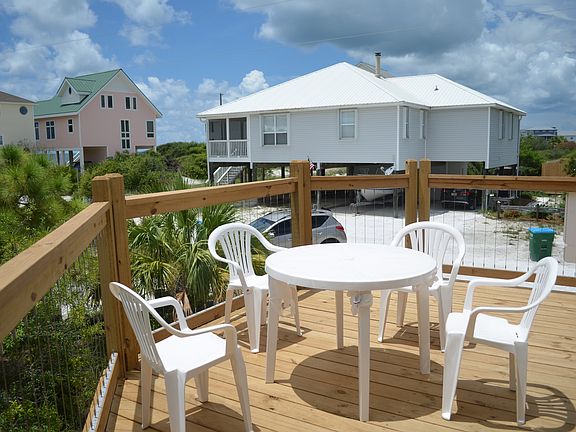 New deck and cable railings