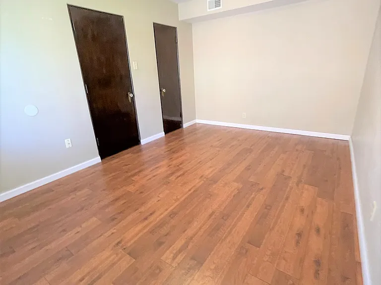 5712 Phillips Ave #B9 — Photo 76