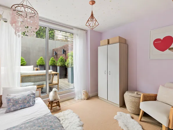 305 Cooper Street image 8 of 10