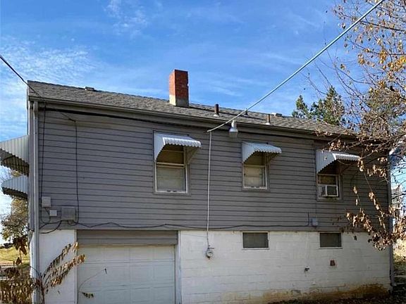 3rd image of 6045 Agnes Ave