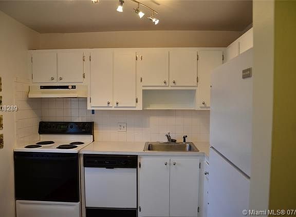 3rd image of 7817 Golf Circle Dr APT 206