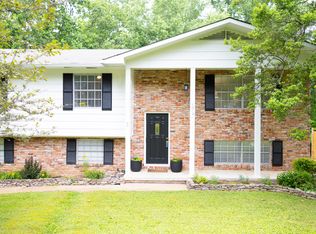 10121 Scenic View Dr, Ooltewah, TN 37363