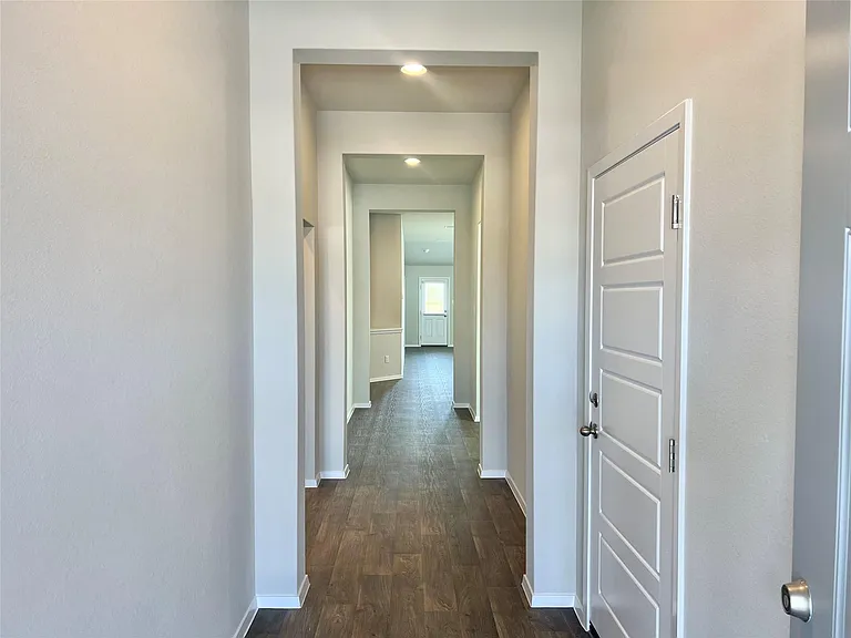 144 Edward R Gaytan St — Photo 4
