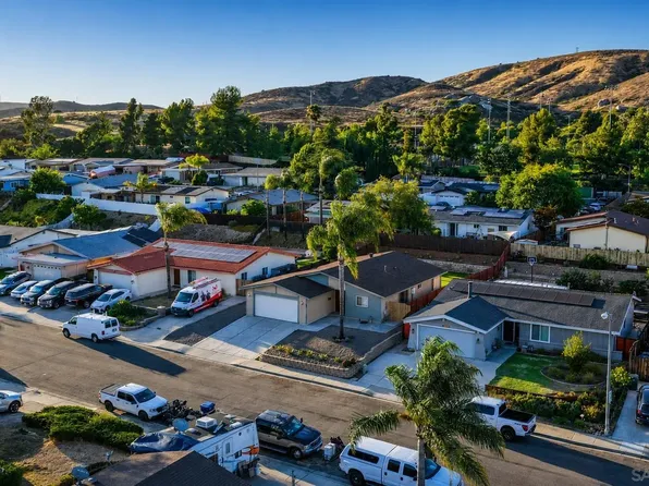9444 Leticia Dr, Santee, CA 92071