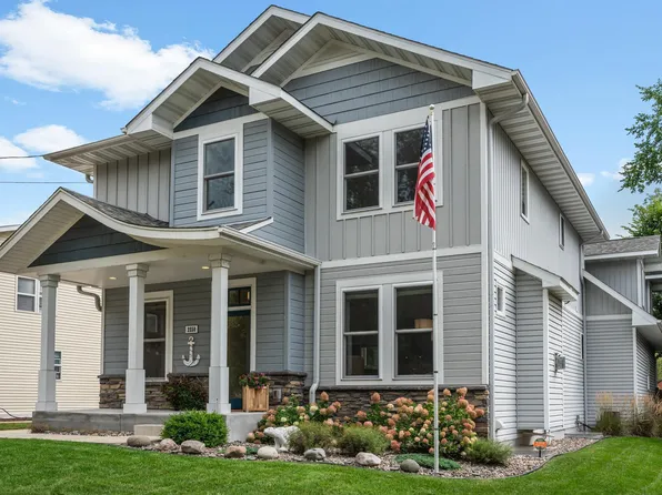 2250 11th St, White Bear Lake, MN 55110