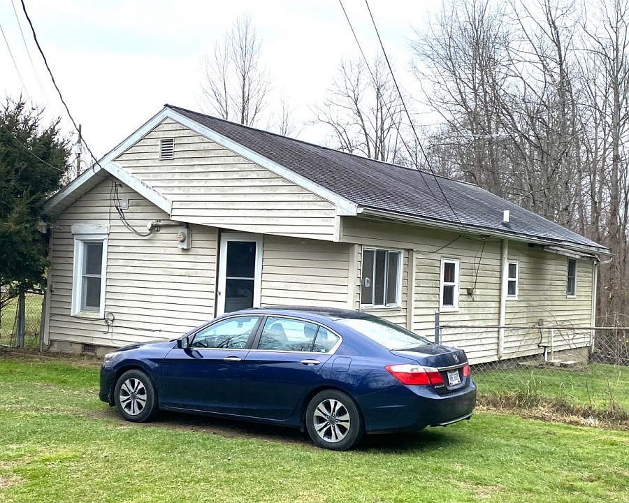 2nd image of 7167 Angel Ridge Rd