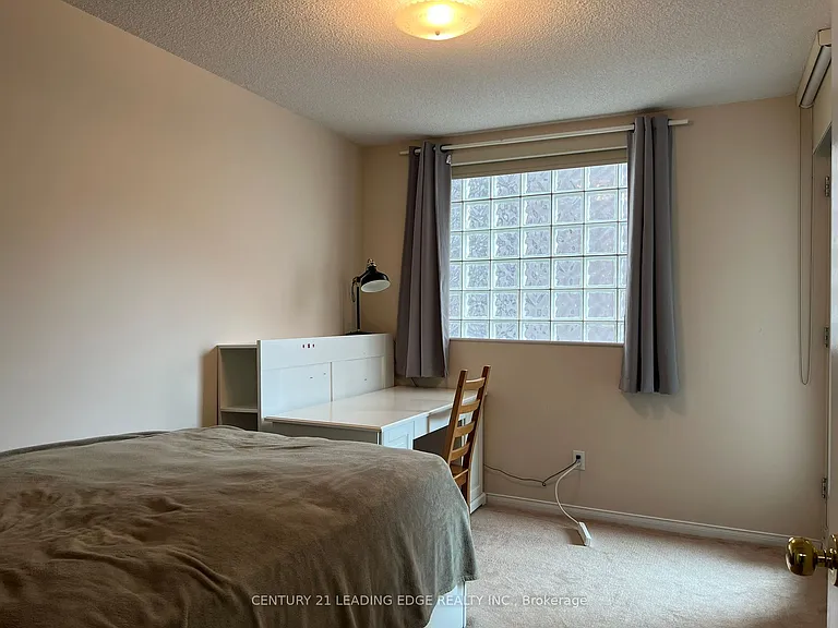 750 Bay St #805 — Photo 10