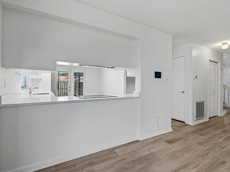 15710 Pinto Pl — Photo 4
