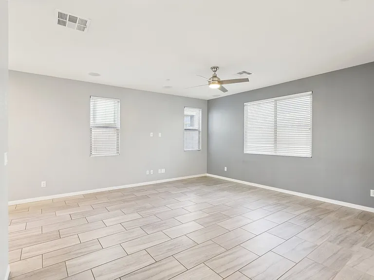457 Cornelius Kelly Ave — Photo 4