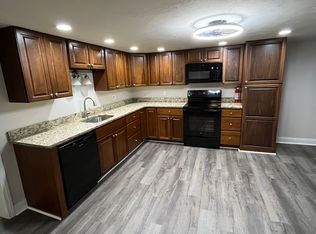 24 Ash St #2, Spencer, MA 01562