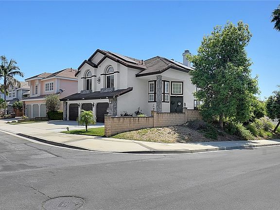 2nd image of 13941 Honey Ridge Ln