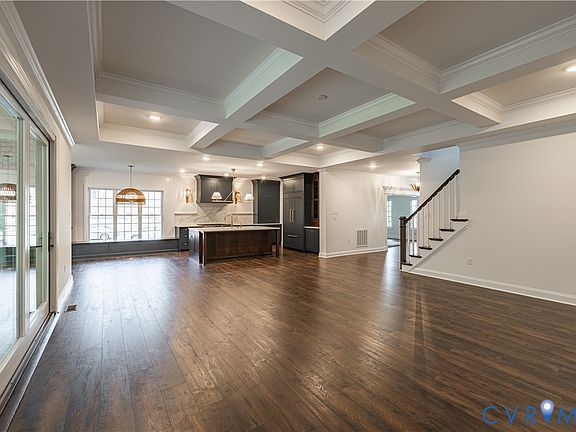 5th image of 14431 Lightfoot Ct