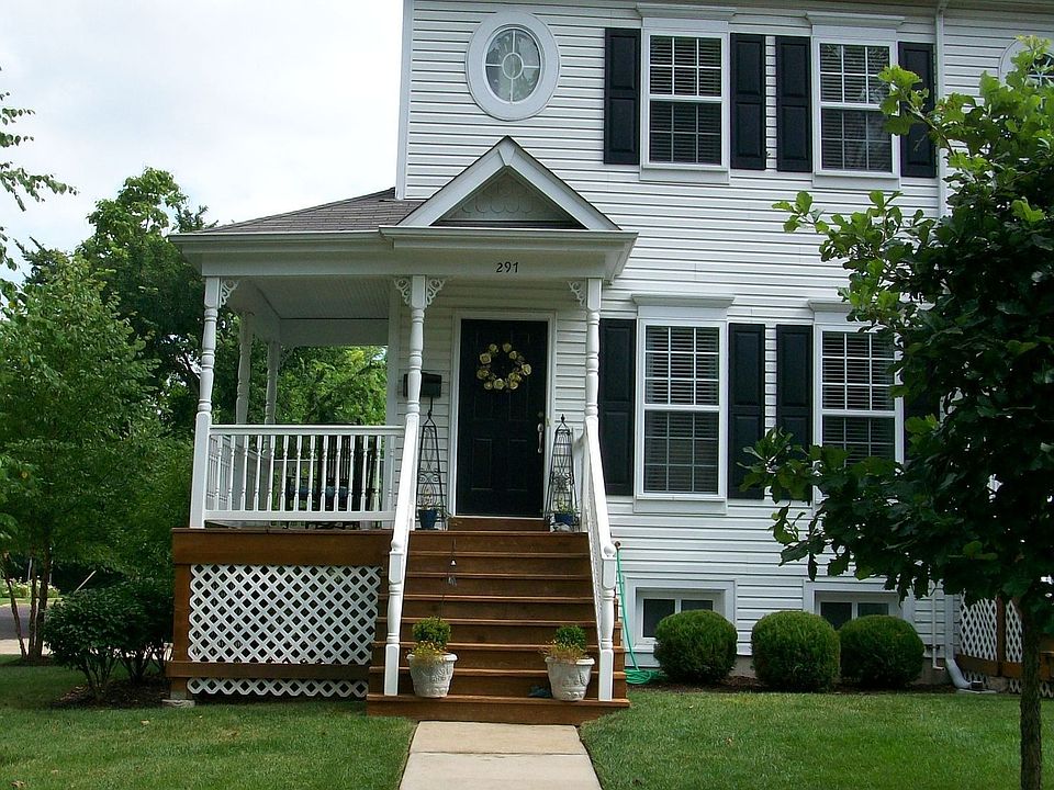 1st image of 297 McCullough Ave