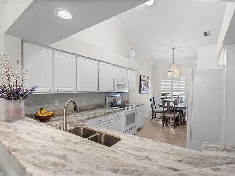 1930 Willow Bend Cir #201 — Photo 7
