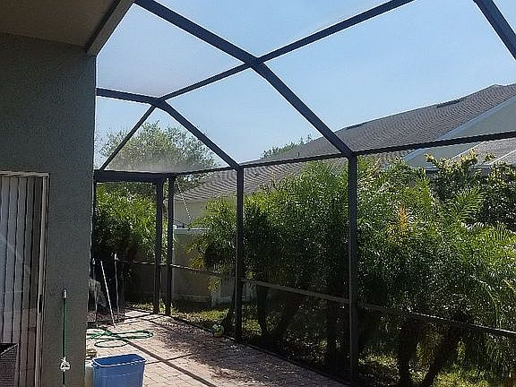 4th image of 10777 Banfield Dr
