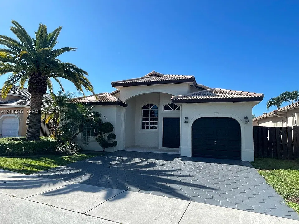 8914 NW 145th St