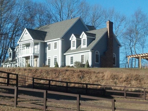 139 Huntingtown Rd (2)