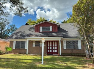 7306 Camelback Dr, Shreveport, LA 71105