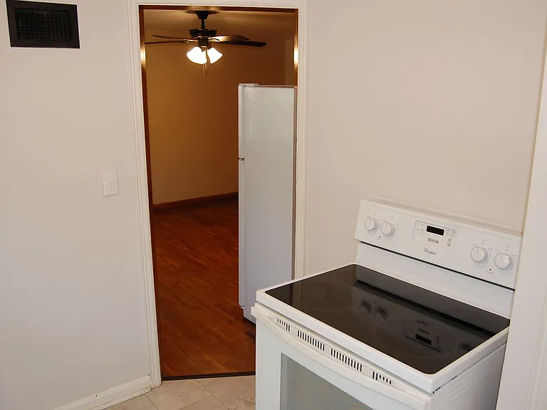 4501-4511 Witherbee Blvd — Photo 8