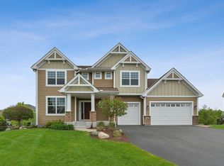 3623 Woodcrest Cir, Eagan, MN 55123