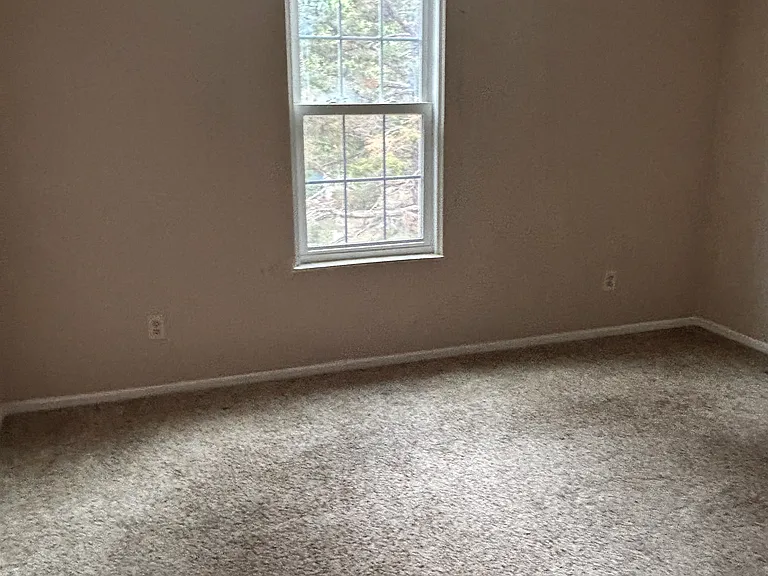 SW Upper Bedroom