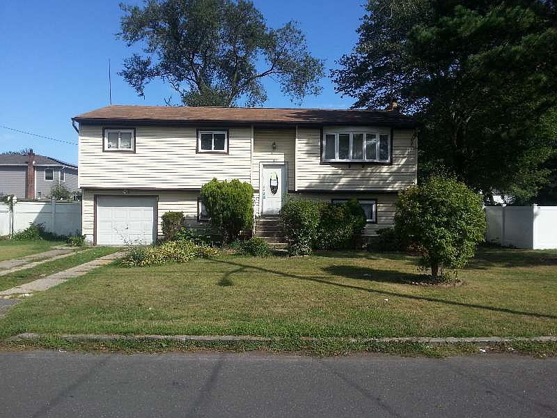 1st image of 139 Lincoln Ave