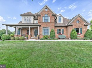 305 Orchard Dr, Hanover, PA 17331