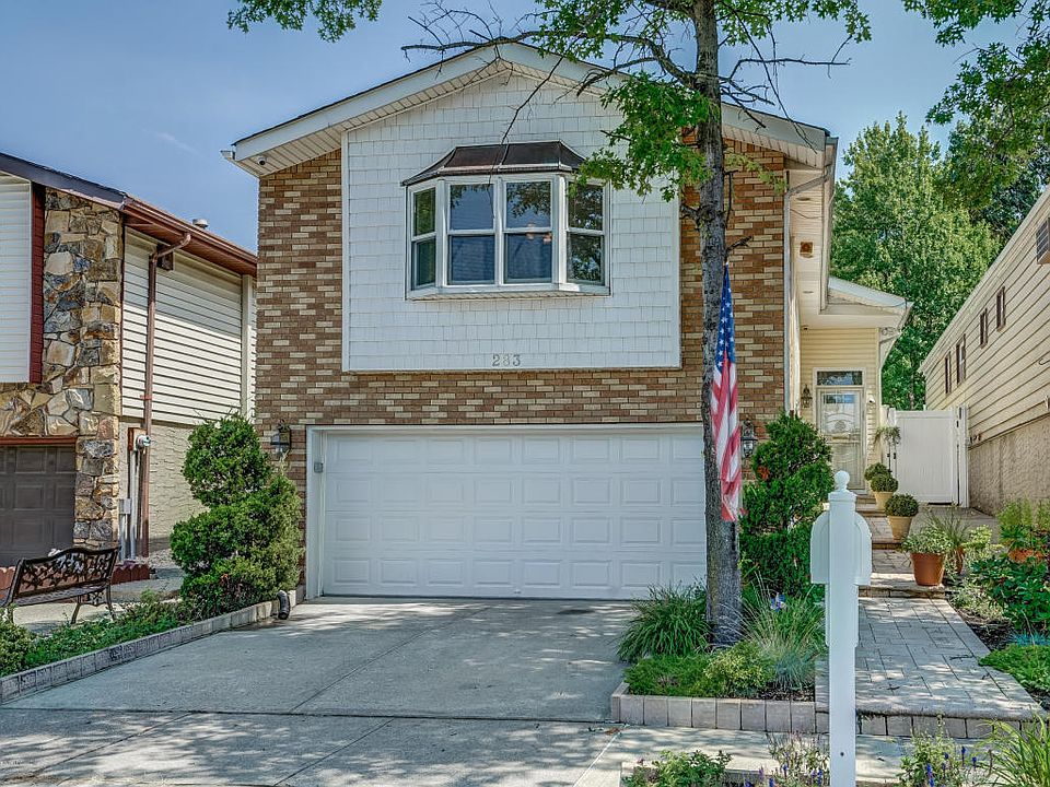1st image of 283 Tanglewood Dr