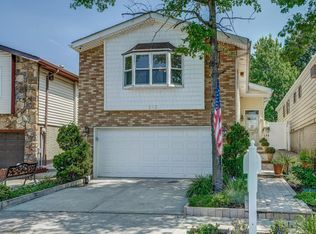 283 Tanglewood Dr, Staten Island, NY 10308