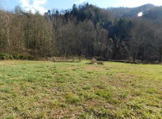 174 Pikewood Rd, Evarts, KY 40828