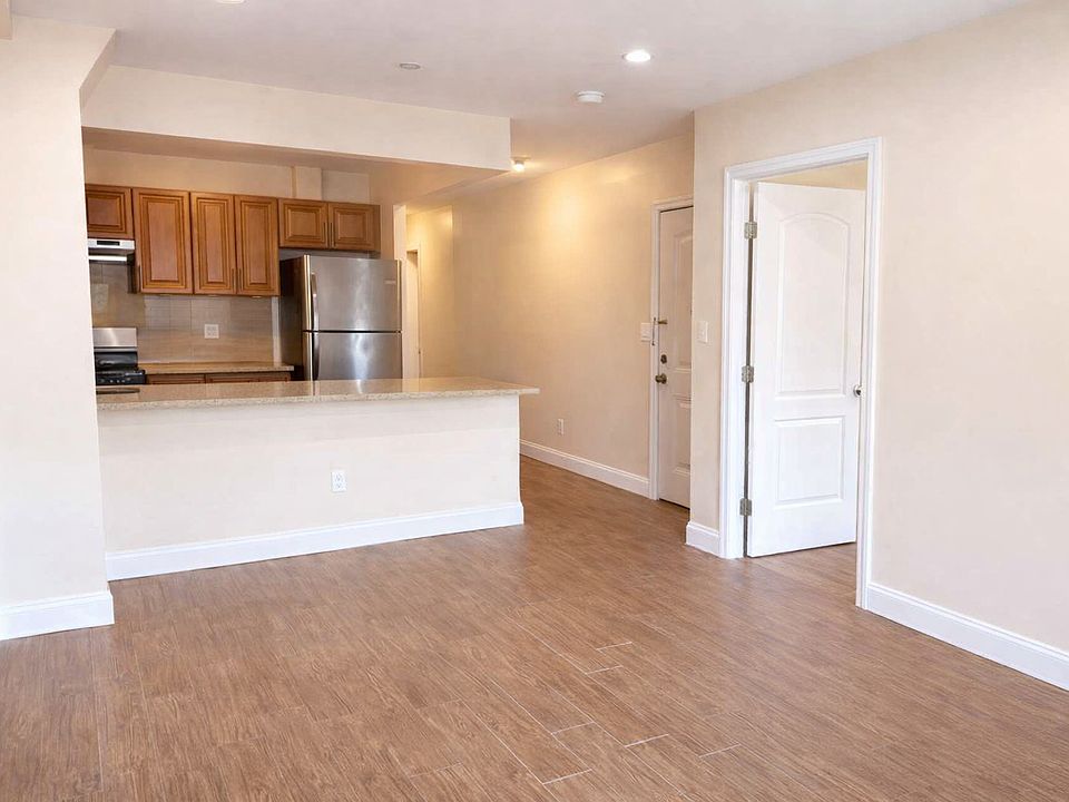 1st image of 8615 Kingston Pl #3A