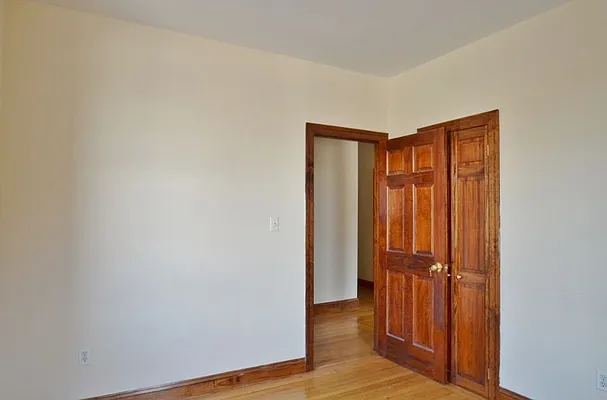 Rented by CITY SKYLINE REALTY INC | media 14