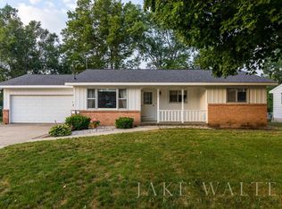4252 42nd St SW, Grandville, MI 49418
