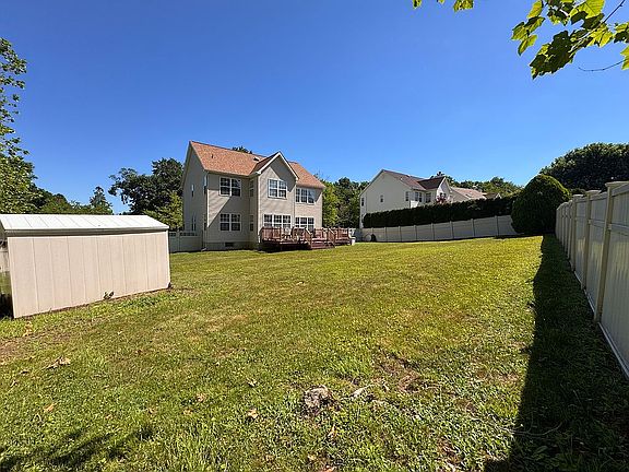 4th image of 23 Crescent Rd