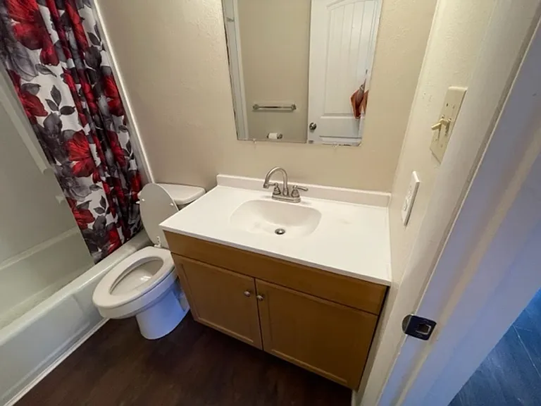 444 Sandia Dr — Photo 11