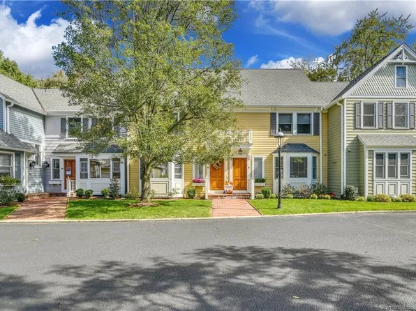 36 Catoonah Street #9, Ridgefield, CT 06877