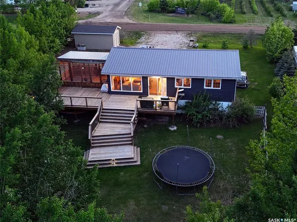 38 Lucien Lakeshore DRIVE, Three Lakes Rm No. 400, SK S0K 2X0