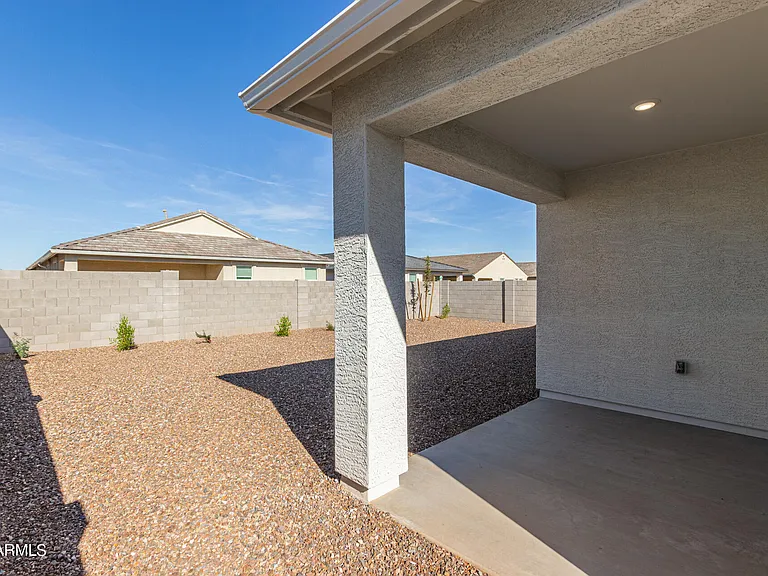 18646 W Buckskin Trl — Photo 29