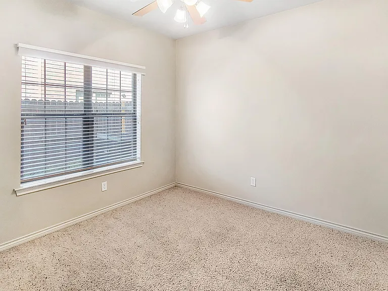 168 Forest Dr #1 — Photo 4