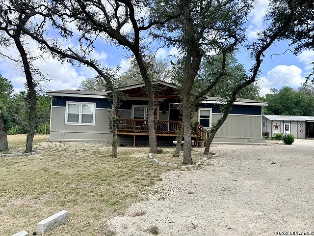 368 Northlake Dr — Photo 1